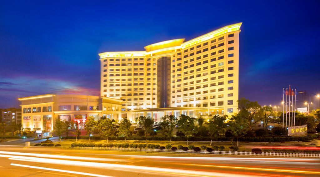 The Grand Plaza Hotel Ji'an (Jiangxi) Exterior foto