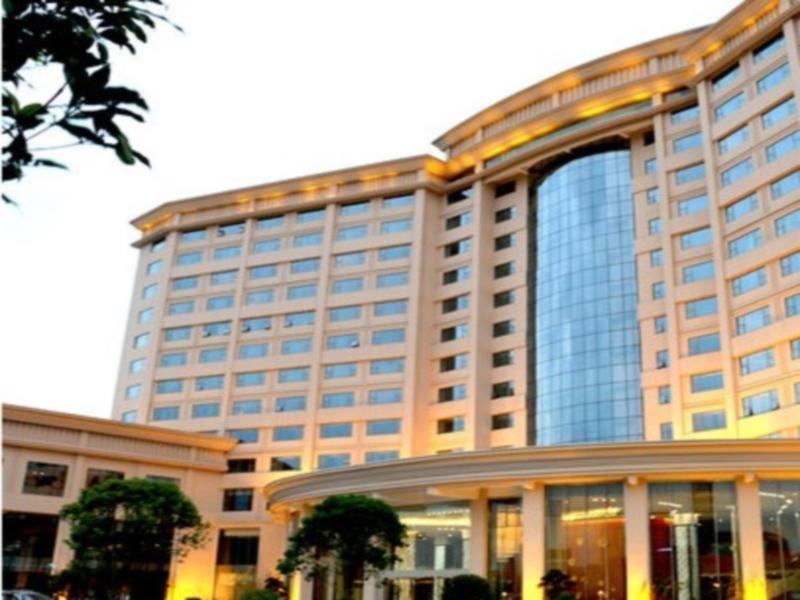 The Grand Plaza Hotel Ji'an (Jiangxi) Exterior foto