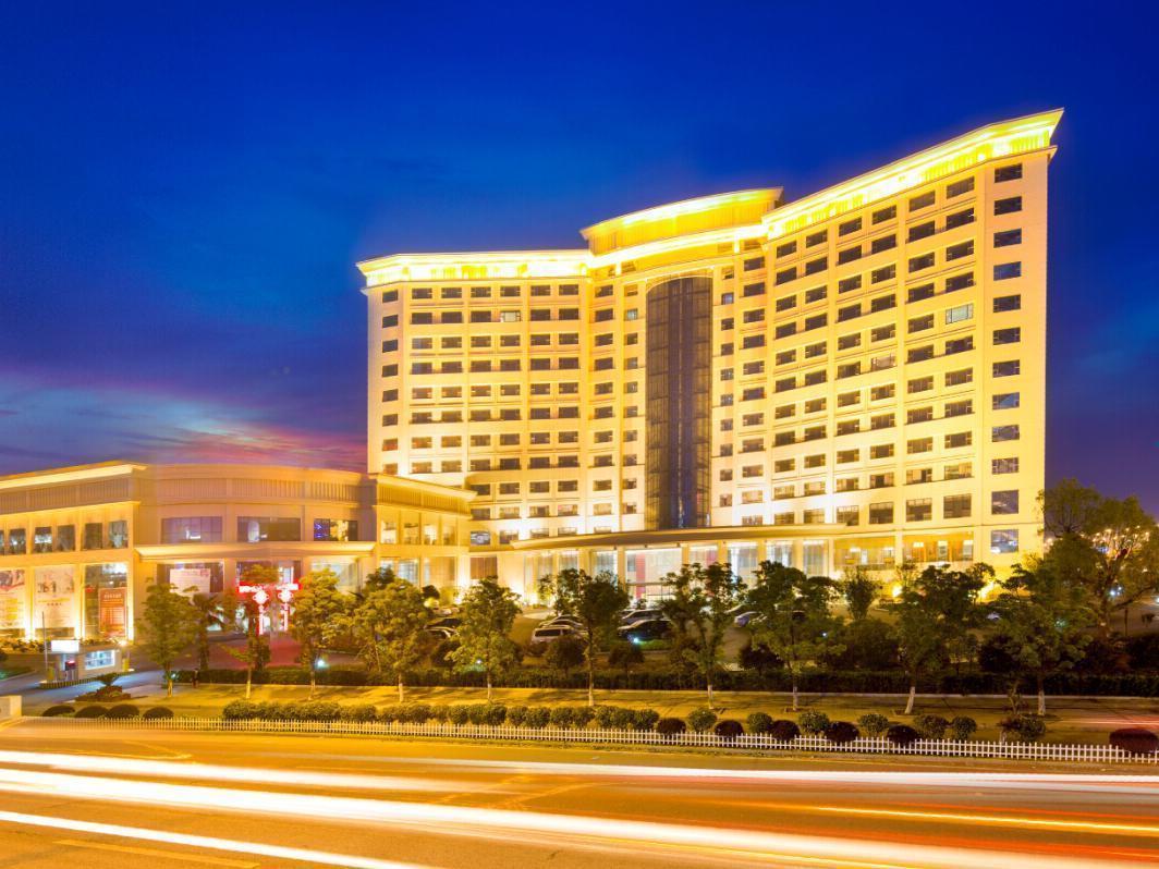 The Grand Plaza Hotel Ji'an (Jiangxi) Exterior foto